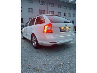 SKODA OCTAVIA 2.0 CR TDI Ambition DSG DPF