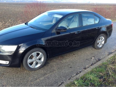 SKODA OCTAVIA 2.0 CR TDI Style DSG Euro 6