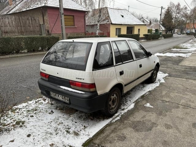 SUZUKI SWIFT 1.0 GL