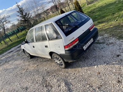 SUZUKI SWIFT 1.3 GL Green