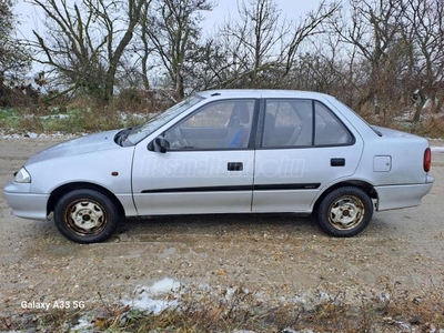 SUZUKI SWIFT Sedan 1.3 16V GC