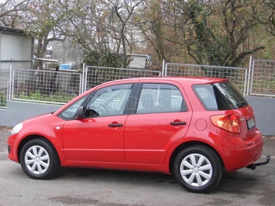 SUZUKI SX4 1.5 GC VONÓHOROG-TOLATÓRADAR-87.125KM