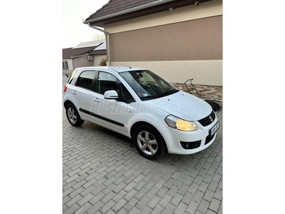 SUZUKI SX4 1.5 GLX AC