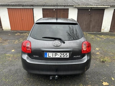 TOYOTA AURIS 1.4 Luna