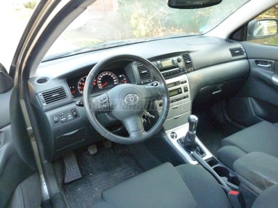 TOYOTA COROLLA 2.0 D-4D Sport