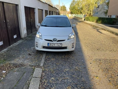 TOYOTA PRIUS 1.8 HSD Premium (Automata)