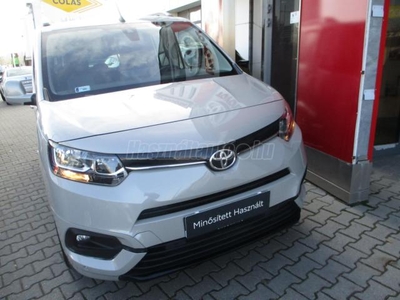 TOYOTA PROACE City Verso 1.2T Family L2H1 (Automata) [7 személy] Toyota Hybridközpont