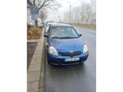 TOYOTA YARIS 1.0