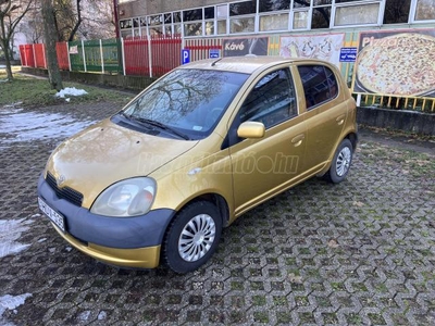 TOYOTA YARIS 1.0 Harmony