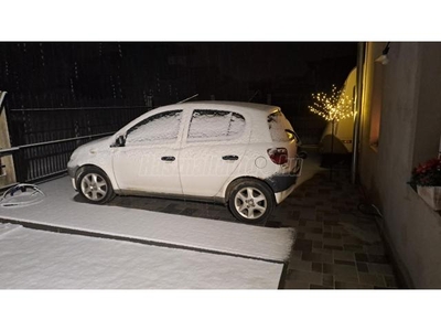 TOYOTA YARIS 1.0 Harmony