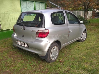 TOYOTA YARIS 1.3 Linea Sol FRISS MŰSZAKI