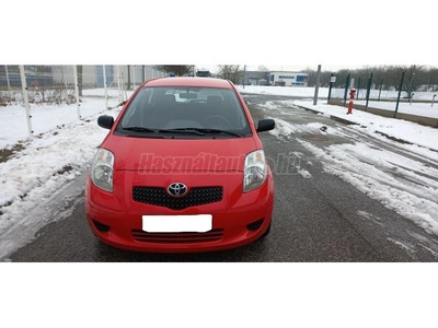 TOYOTA YARIS 1.3 Sol Ice KLÍMA.VÉGIG VEZETETT SZERVIZKÖNYV.GYÁRI FÉNYEZÉS