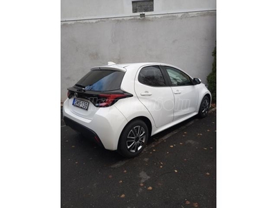 TOYOTA YARIS 1.5 VVT-i Comfort Style Tech