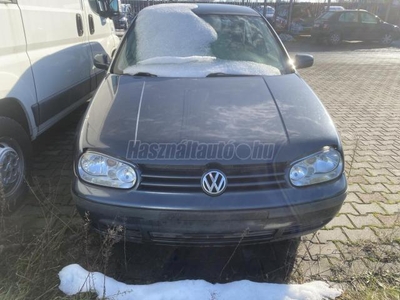 VOLKSWAGEN GOLF IV 1.4 Euro Comfortline Digitklima . 4elek. ablak központizár