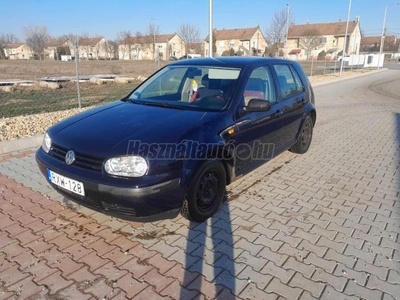 VOLKSWAGEN GOLF IV 1.6