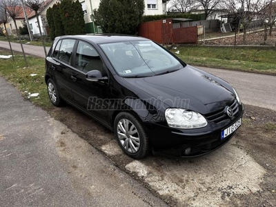 VOLKSWAGEN GOLF V 1.4 Comfortline