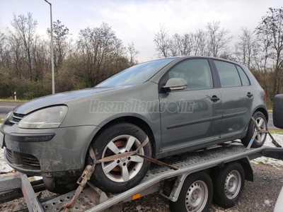 VOLKSWAGEN GOLF V 1.6 Comfortline Motor tér tűzkáros!!! Magyar érvényes okmányokkal!!!