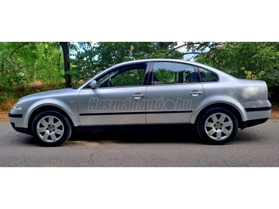 VOLKSWAGEN PASSAT 1.9 PD TDI Trendline Business