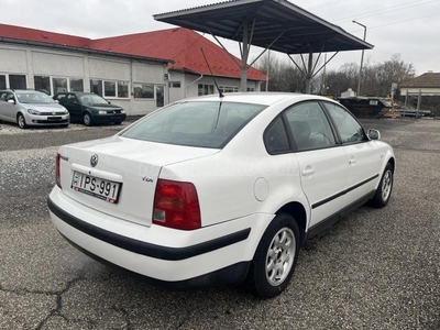 VOLKSWAGEN PASSAT 1.9 TDI Comfortline