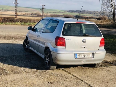 VOLKSWAGEN POLO 1.0 50 Trendline