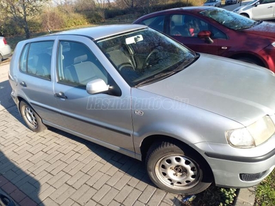 VOLKSWAGEN POLO 1.4 75 Comfortline