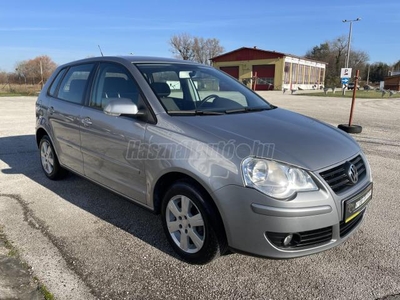 VOLKSWAGEN POLO IV 1.2 55 Trendline ABS+ KLÍMA !!! 94.713. km !!!