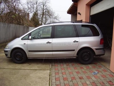 VOLKSWAGEN SHARAN 1.9 PD TDI