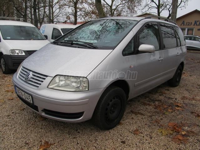 VOLKSWAGEN SHARAN 1.9 PD TDI Trendline 4Motion 7 személyes