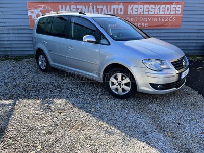 VOLKSWAGEN TOURAN 2.0 PD TDI Highline United kivitel webasto állófűtés hátul dvd lejátszó