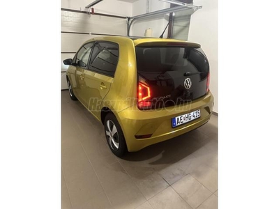 VOLKSWAGEN UP Up! 1.0 ECO BMT High Up! LED NAVI TOLATÓKAM.VÉSZFÉKASZISZTENS FRISS SZERVÍZ!