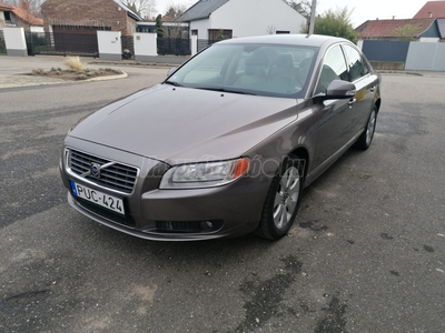 VOLVO S80 2.0 D Momentum