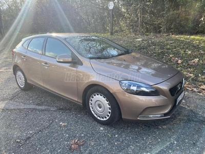 VOLVO V40 1.6 T2