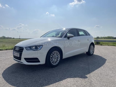 AUDI A3 Sportback 1.6 TDI Attraction