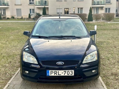 FORD FOCUS 1.6 Collection