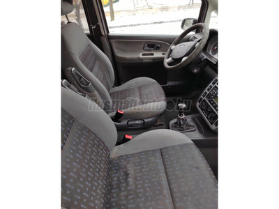 FORD GALAXY 2.0 Ambiente