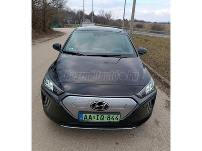 HYUNDAI IONIQ electric Premium (Automata)