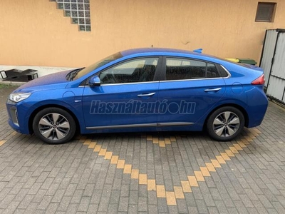 HYUNDAI IONIQ plug-in 1.6 GDi Premium DCT Zöld rendszám!Full extra!Bőr 4XÜlésfűtés-hűtés!Led!Vez.szervízkönyv!