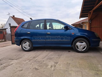 NISSAN ALMERA TINO 1.8 Luxury Rozsdamentes kevés km