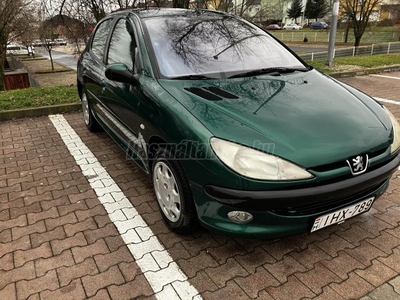 PEUGEOT 206 1.4 Color Line