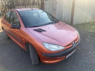 PEUGEOT 206 1.4 Roland Garros Mo-i első tulaj!144000!!Azonnal elvihető!