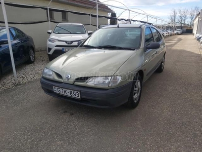 RENAULT MEGANE 1.4 RN 1999-es modell 145 000 Km