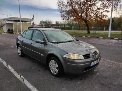 RENAULT MEGANE 1.9 dCi Dynamique