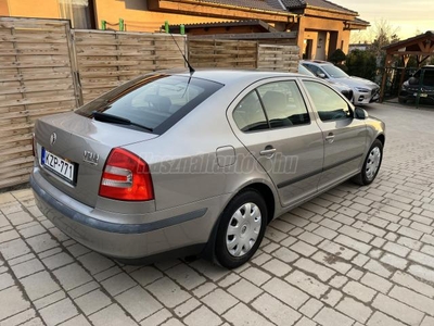 SKODA OCTAVIA 1.6 Ambiente