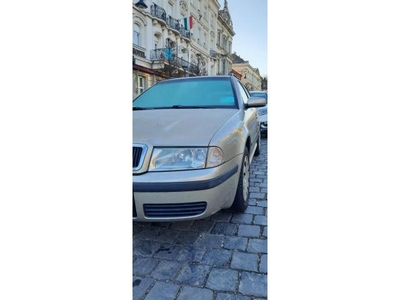 SKODA OCTAVIA 1.6 Ambiente