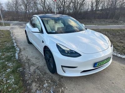 TESLA MODEL 3 Long Range AWD (Automata)