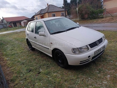 VOLKSWAGEN POLO 1.4 60 Servo