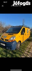 Öreglány új otthont keres renault trafic