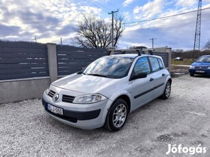 Renault Megane 1.5 dCi Authentique Sok vizsga!...