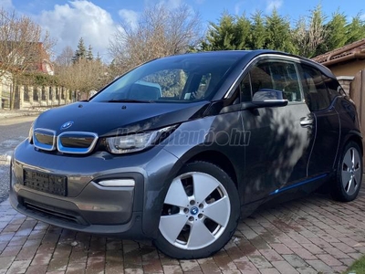 BMW I3 120Ah (Automata) LED-NAVI-KEYLESS-FŰTHETŐ-BŐR-KAMERA-PARK ASSIST-LIGHT-PACKET-E/H-RADAR-CCS!