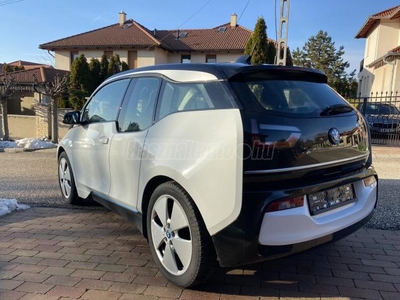 BMW I3 120Ah (Automata) LED-NAVI-KEYLESS-FŰTHETŐ-BŐR-KAMERA-PARK ASSIST-LIGHT-PACKET-E/H-RADAR-CCS